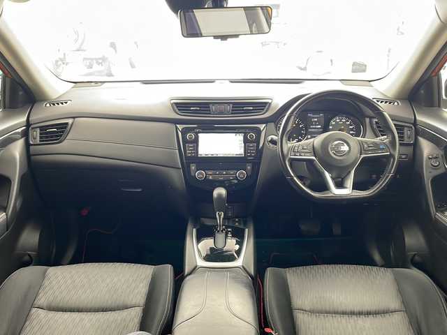 日産 エクストレイル ハイブリッド 20X エマージェンシーブレーキ 兵庫県 2017(平29)年 11.7万km プレミアムコロナオレンジ ・サンルーフ/・プロパイロット/・エマージェンシーブレーキ/・後側方車両検知警報/・ふらつき警報/・進入禁止警報/・フロント、リアソナー/・移動物検知機能/・BSM/・メーカーオプションナビ/・フルセグ＆BT＆USB＆DVD/・アラウンドビューモニター/・デジタルインナーミラー/・ステアリングリモコン/・電子パーキング/・オートホールド/・ミラーヒーター/・パワーバックドア/・スマートキー/・プッシュスタート/・フロアマット/・LEDライト/・純正17インチアルミホイール/・ルーフレール