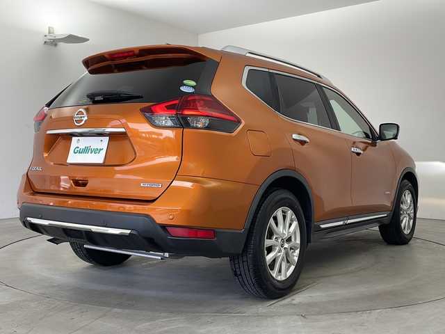 日産 エクストレイル ハイブリッド 20X エマージェンシーブレーキ 兵庫県 2017(平29)年 11.7万km プレミアムコロナオレンジ ・サンルーフ/・プロパイロット/・エマージェンシーブレーキ/・後側方車両検知警報/・ふらつき警報/・進入禁止警報/・フロント、リアソナー/・移動物検知機能/・BSM/・メーカーオプションナビ/・フルセグ＆BT＆USB＆DVD/・アラウンドビューモニター/・デジタルインナーミラー/・ステアリングリモコン/・電子パーキング/・オートホールド/・ミラーヒーター/・パワーバックドア/・スマートキー/・プッシュスタート/・フロアマット/・LEDライト/・純正17インチアルミホイール/・ルーフレール