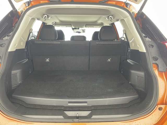 日産 エクストレイル ハイブリッド 20X エマージェンシーブレーキ 兵庫県 2017(平29)年 11.7万km プレミアムコロナオレンジ ・サンルーフ/・プロパイロット/・エマージェンシーブレーキ/・後側方車両検知警報/・ふらつき警報/・進入禁止警報/・フロント、リアソナー/・移動物検知機能/・BSM/・メーカーオプションナビ/・フルセグ＆BT＆USB＆DVD/・アラウンドビューモニター/・デジタルインナーミラー/・ステアリングリモコン/・電子パーキング/・オートホールド/・ミラーヒーター/・パワーバックドア/・スマートキー/・プッシュスタート/・フロアマット/・LEDライト/・純正17インチアルミホイール/・ルーフレール