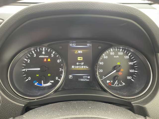 日産 エクストレイル ハイブリッド 20X エマージェンシーブレーキ 兵庫県 2017(平29)年 11.7万km プレミアムコロナオレンジ ・サンルーフ/・プロパイロット/・エマージェンシーブレーキ/・後側方車両検知警報/・ふらつき警報/・進入禁止警報/・フロント、リアソナー/・移動物検知機能/・BSM/・メーカーオプションナビ/・フルセグ＆BT＆USB＆DVD/・アラウンドビューモニター/・デジタルインナーミラー/・ステアリングリモコン/・電子パーキング/・オートホールド/・ミラーヒーター/・パワーバックドア/・スマートキー/・プッシュスタート/・フロアマット/・LEDライト/・純正17インチアルミホイール/・ルーフレール