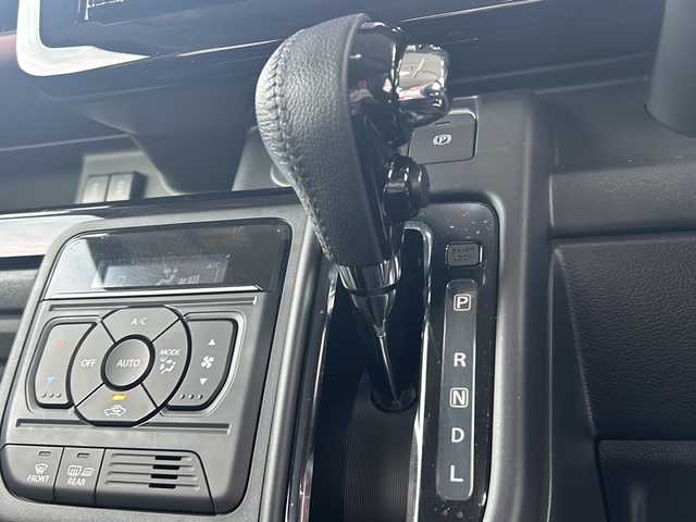 スズキ スペーシア カスタム HYBRID XS 山形県 2024(令6)年 0.4万km ブルーイッシュブラックパール3 禁煙車/4WD/デュアルセンサーブレーキサポートII/アダプティブクルーズコントロール/レーンキープアシスト/横滑り防止装置/オートマチックハイビーム/前方ドライブレコーダー/バックカメラ/純正8インチナビ/（Bluetooth/AM/FM/フルセグ/DVD)/テレビキャンセラー/ヘッドアップディスプレイ/両側パワースライドドア/ステアリングヒーター/ステアリングスイッチ/ハーフレザーシート/前席シートヒーター/ETC/純正アルミホイール/LEDライト/フォグランプ