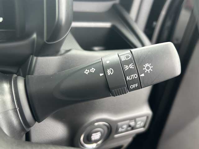 スズキ スペーシア カスタム HYBRID XS 山形県 2024(令6)年 0.4万km ブルーイッシュブラックパール3 禁煙車/4WD/デュアルセンサーブレーキサポートII/アダプティブクルーズコントロール/レーンキープアシスト/横滑り防止装置/オートマチックハイビーム/前方ドライブレコーダー/バックカメラ/純正8インチナビ/（Bluetooth/AM/FM/フルセグ/DVD)/テレビキャンセラー/ヘッドアップディスプレイ/両側パワースライドドア/ステアリングヒーター/ステアリングスイッチ/ハーフレザーシート/前席シートヒーター/ETC/純正アルミホイール/LEDライト/フォグランプ