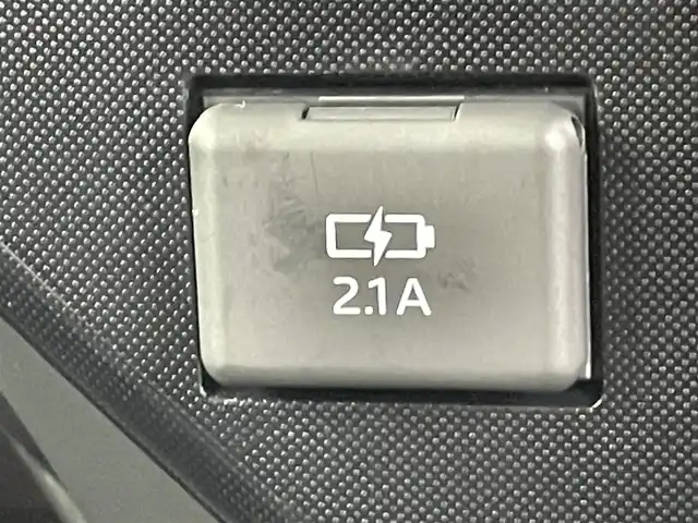 トヨタ ルーミー G 千葉県 2023(令5)年 0.9万km パールホワイトⅢ 禁煙車/スマートアシスト/社外ナビ/・MDV-D709BTW/・CD/DVD/BT/フルセグTV/バックカメラ/両側パワースライドドア/車線逸脱警報/コーナーセンサー/LEDヘッドライト/オートライト/オートハイビーム/リアロールサンシェイド/スマートキー/ETC/アイドリングストップ