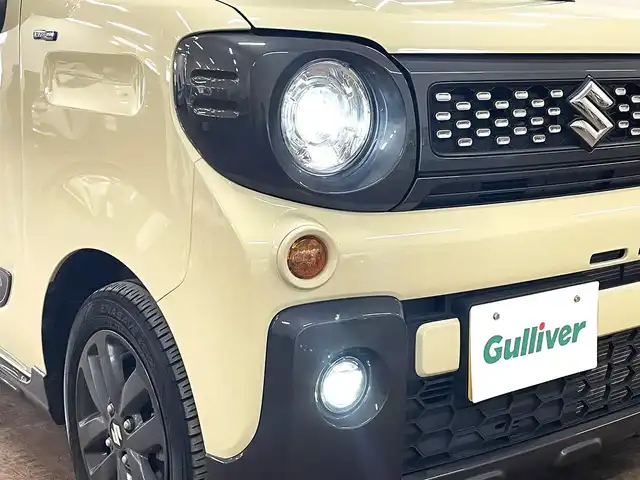 スズキ スペーシア ギア HYBRID XZターボ 道央・札幌 2023(令5)年 1.4万km シフォンアイボリーM ワンオーナー/4WDターボ/衝突軽減ブレーキ/純正14インチAW/ルーフキャリアベース（THULE製）/レーンキープアシスト/横滑り防止/アイドリングストップ/クリアランスソナー/両側パワースライドドア/ヘッドアップディスプレイ/レーダークルーズコントロール/パドルシフト/ディスプレイオーディオ/Bluetooth/CD/DVD/AUX/USB/バックカメラ/ビルトインETC/ドライブレコーダー（前方のみ）/LEDヘッドライト/フォグランプ/スマートキー×2/USBポート×2/シートヒーター（D/N）/サーキュレーター/社外AW付スタッドレスセット積込み/　155/65/14　2022年製6mm/保証書/取扱説明書