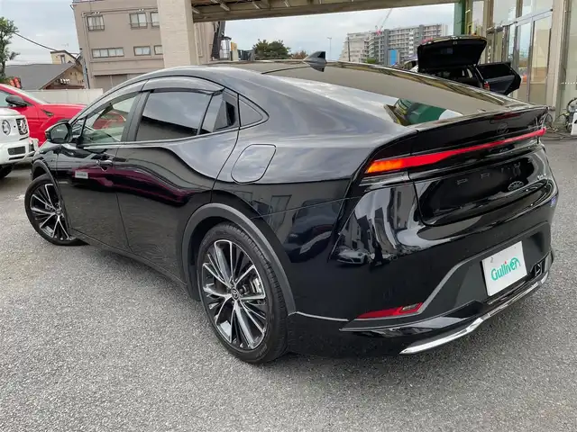 トヨタ プリウス G 神奈川県 2024(令6)年 2.6万km アティチュードブラックマイカ ワンオーナー/純正メモリナビ/地デジTV/パノラマモニター/ビルトインETC2.0/純正USB/Bluetooth/Miracast/前席シートヒーター/トヨタセーフティセンス/レーダークルーズコントロール/PCS/LDA/BSM/PDA/RCTA/PKSB/RSA/コーナーセンサー/純正19インチAW/LEDライト/オートハイビーム/前後ドライブレコーダー/AC100V/プッシュスタート/スマートキー×2/R6/7年ディーラー整備記録/保証書・ユーザーガイド