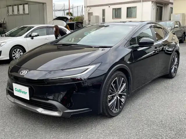 トヨタ プリウス G 神奈川県 2024(令6)年 2.6万km アティチュードブラックマイカ ワンオーナー/純正メモリナビ/地デジTV/パノラマモニター/ビルトインETC2.0/純正USB/Bluetooth/Miracast/前席シートヒーター/トヨタセーフティセンス/レーダークルーズコントロール/PCS/LDA/BSM/PDA/RCTA/PKSB/RSA/コーナーセンサー/純正19インチAW/LEDライト/オートハイビーム/前後ドライブレコーダー/AC100V/プッシュスタート/スマートキー×2/R6/7年ディーラー整備記録/保証書・ユーザーガイド