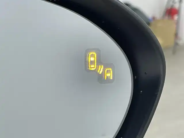 マツダ ロードスター S 岡山県 2024(令6)年 0.9万km スノーフレイクホワイトパールマイカ 純正ディスプレイオーディオ　/ビルトインＥＴＣ　/ＬＥＤヘッドライト　/ドライブレコーダー　前後/Ｂｌｕｅｔｏｏｔｈ　/コーナーセンサー　後/オートハイビーム　/スマートキー　/ミュージックプレイヤー　/純正アルミホイール/禁煙車/純正フロアマット/新車保証書/スペアキー×１