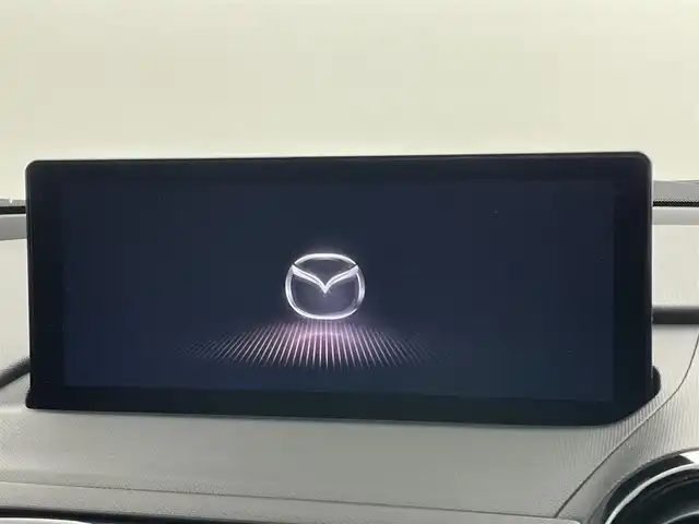 マツダ ロードスター S 岡山県 2024(令6)年 0.9万km スノーフレイクホワイトパールマイカ 純正ディスプレイオーディオ　/ビルトインＥＴＣ　/ＬＥＤヘッドライト　/ドライブレコーダー　前後/Ｂｌｕｅｔｏｏｔｈ　/コーナーセンサー　後/オートハイビーム　/スマートキー　/ミュージックプレイヤー　/純正アルミホイール/禁煙車/純正フロアマット/新車保証書/スペアキー×１