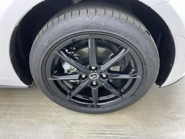 マツダ ロードスター S 岡山県 2024(令6)年 0.9万km スノーフレイクホワイトパールマイカ 純正ディスプレイオーディオ　/ビルトインＥＴＣ　/ＬＥＤヘッドライト　/ドライブレコーダー　前後/Ｂｌｕｅｔｏｏｔｈ　/コーナーセンサー　後/オートハイビーム　/スマートキー　/ミュージックプレイヤー　/純正アルミホイール/禁煙車/純正フロアマット/新車保証書/スペアキー×１