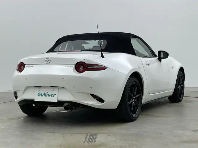 マツダ ロードスター S 岡山県 2024(令6)年 0.9万km スノーフレイクホワイトパールマイカ 純正ディスプレイオーディオ　/ビルトインＥＴＣ　/ＬＥＤヘッドライト　/ドライブレコーダー　前後/Ｂｌｕｅｔｏｏｔｈ　/コーナーセンサー　後/オートハイビーム　/スマートキー　/ミュージックプレイヤー　/純正アルミホイール/禁煙車/純正フロアマット/新車保証書/スペアキー×１