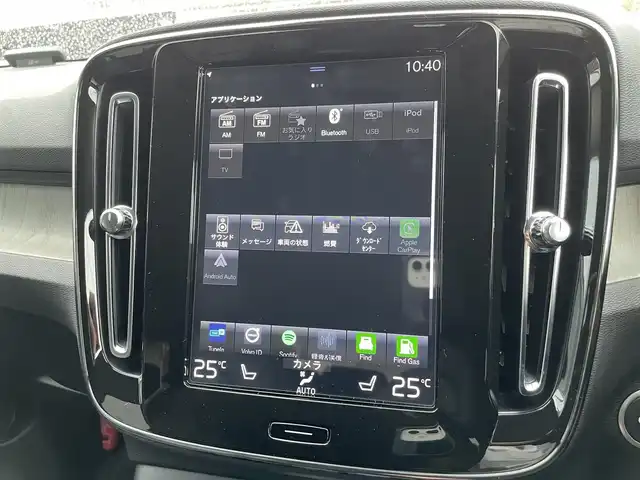 ボルボ ＸＣ４０ T4 AWD インスクリプション 静岡県 2020(令2)年 4.9万km ぺブルグレー 黒革/前席シートヒーター/ステアリングヒーター/メモリー付きパワーシート/harman/kardonプレミアムサウンド/ワイヤレス充電/純正ナビ/(Bluetooth/AppleCarPlay/USB/iPod/フルセグ)/電動リアゲート/BLIS/ACC/LKA/AFS/自動駐車システム/クリスタルシフトノブ/ボディーカラーペブルグレーメタリック（Inscription専用色)/360°カメラ/ETC/ドライブレコーダー/保証書/取扱説明書