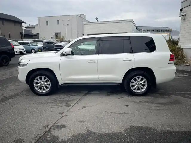 トヨタ ランドクルーザー AX Gセレクション 神奈川県 2019(令1)年 4.2万km パール