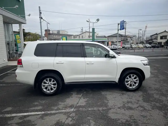 トヨタ ランドクルーザー AX Gセレクション 神奈川県 2019(令1)年 4.2万km パール