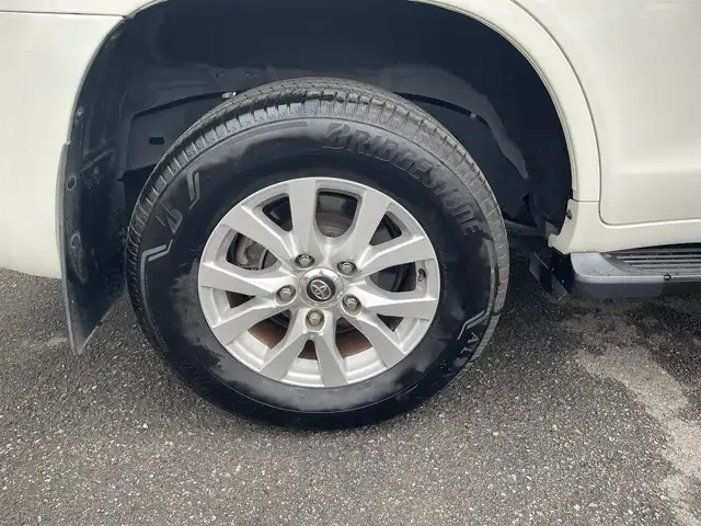 トヨタ ランドクルーザー AX Gセレクション 神奈川県 2019(令1)年 4.2万km パール