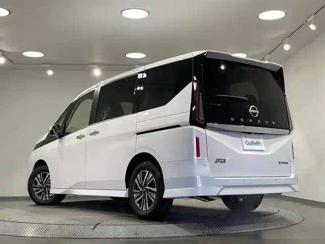 日産 セレナ e－パワー ハイウェイスター V 愛知県 2025(令7)年 0.1千km プリズムホワイト 登録済未使用車/純正１２．３インチディスプレイ/プロパイロット/アラウンドビューモニター/両側パワースライドドア/ハンズフリーオートスライドドア/電動パーキングブレーキ/ブレーキホールド/衝突軽減ブレーキ/ブラインドスポットモニター/車線逸脱警報/クリアランスソナー/先行車発進告知/ワイヤレス充電/デジタルインナーミラー/前後ドライブレコーダー/ビルトインＥＴＣ２．０/USB＆HDMI入力端子/ＬＥＤヘッドライト/オートハイビーム/ISOFIX/純正16インチアルミホイール