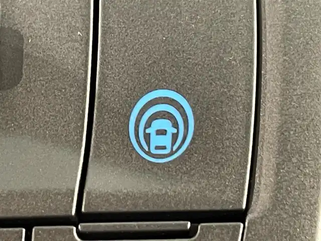 日産 セレナ e－パワー ハイウェイスター V 愛知県 2025(令7)年 0.1千km プリズムホワイト 登録済未使用車/純正１２．３インチディスプレイ/プロパイロット/アラウンドビューモニター/両側パワースライドドア/ハンズフリーオートスライドドア/電動パーキングブレーキ/ブレーキホールド/衝突軽減ブレーキ/ブラインドスポットモニター/車線逸脱警報/クリアランスソナー/先行車発進告知/ワイヤレス充電/デジタルインナーミラー/前後ドライブレコーダー/ビルトインＥＴＣ２．０/USB＆HDMI入力端子/ＬＥＤヘッドライト/オートハイビーム/ISOFIX/純正16インチアルミホイール