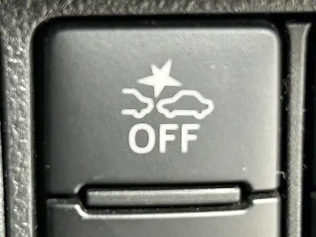 ダイハツ キャスト スタイル GターボプライムコレSAⅢ 道央・札幌 2018(平30)年 5.3万km ダークエメラルドマイカ ・４WD/・純正SDナビ/　CD/DVD/SD/USB/BT/フルセグTV/・ステアリングスイッチ/・全方位カメラ/・ETC/・ドライブレコーダー前方/・ハーフレザーシート/・D+N席シートヒーター/・スマートアシストIII/・衝突被害軽減ブレーキ/・レーンキープアシスト/・ソナー/・アイドリングストップ/・横滑り防止装置/・オートマチックハイビーム/・オートライト/・LEDヘッドライト/・LED室内灯/・純正ドアバイザー/・社外フロアマット/・プッシュスタート/・スマートキー/・スペアキー/・取/保