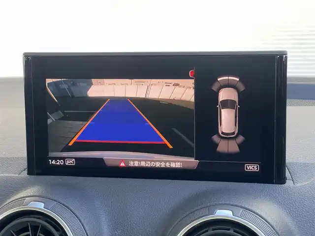 アウディ Ｑ２ ハッシュタグ ブラックスタイリング 山梨県 2019(令1)年 3.2万km グレイシアホワイトメタリック ３７５台限定　/ブラックＳＰＫＧ　/ＯＰ１８ＡＷ　/３０ＴＦＳＩＳＰベース　/バーチャルＣＰ　/ＭＭＩ　/メモリナビ　/カープレイ　/アシスタンスＰ　/ＡＣＣ　/ＢＳＡ　/ＬＫＡ　/フルセグ　/ＢＴ　/Ｂカメラ　/コーナーＳ