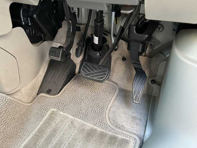 スズキ エブリィ ワゴン JPターボ 大阪府 2021(令3)年 6.2万km ブルーイッシュブラックパール3 ワンオーナー/純正ＳＤナビ　型式：ＣＮ－ＲＺ７６５Ｗ/（ＦＭ／ＡＭ／ＢＴ／ＣＤ／ＤＶＤ／ＳＤ）/フルセグＴＶ/社外ドラレコ(TZ-D102)/ETC/デュアルカメラブレーキサポート/先行車発進お知らせ/前後誤発進抑制機能/車線逸脱警報/後方クリアランスソナー/後退時ブレーキサポート/両側スライドドアイージークローザー/純正フロアマット/オートライト/オートハイビーム/電動格納ミラー/両側スライドドアイージークローザー/純正フロアマット/プッシュエンジンスタート/キセノンヘットライト/電動格納ミラー