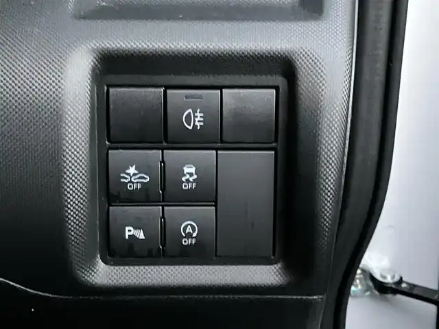 ダイハツ ロッキー プレミアム G 山口県 2024(令6)年 0.9万km シャイニングホワイトパール 社外メモリーナビ/＆フルセグTV＆バックカメラ/フロアマット/純正LEDヘッドライト/純正フォグランプ(前後)/純正17インチアルミ/スマートキー/エンジンプッシュスタート/クルーズコントロール