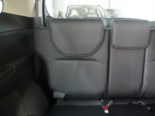 ホンダ オデッセイ ハイブリッド e:HEVアブソルート EX 群馬県 2021(令3)年 2.3万km プレミアムヴィーナスブラックP 本革シート/純正10インチナビ/・AM/FM/CD/DVD/SD/フルセグTV/・Bluetooth/USB/HDMI/AppleCarPlay/純正フリップダウンモニター/マルチビューカメラシステム/Hondaスマートパーキングアシスト/ハンズフリーアクセスパワーテールゲート/ジェスチャーコントロール両側パワースライドドア/ホンダセンシング/・衝突軽減ブレーキ（CMBS）/・路外逸脱抑制機能/車線維持支援システム（LKAS）/・誤発進抑制機能/後方誤発進抑制機能/・歩行者事故低減ステアリング/・渋滞追従機能付アダプティブクルーズコントロール/・先行車発進お知らせ機能/標識認識機能/LEDアクティブコーナリングライト/ブラインドスポットインフォメーション/2列目プレミアムクレードルシート/前席パワーシート/シートヒーター/運転席大型アームレスト/AC100V電源/電動パーキングブレーキ/オートブレーキホールド