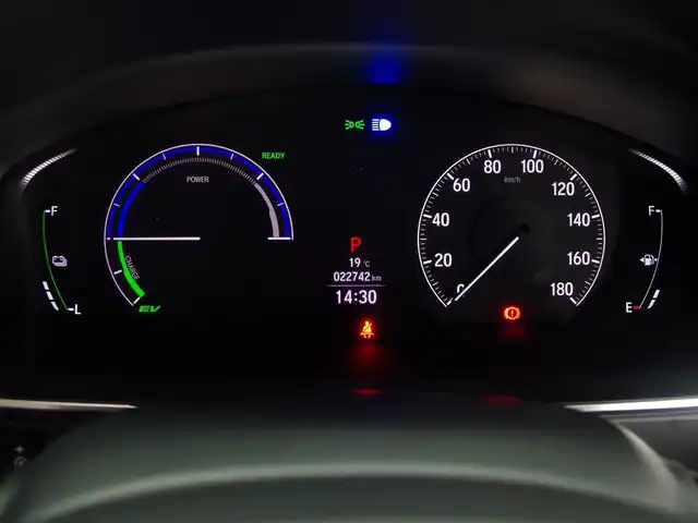 ホンダ オデッセイ ハイブリッド e:HEVアブソルート EX 群馬県 2021(令3)年 2.3万km プレミアムヴィーナスブラックP 本革シート/純正10インチナビ/・AM/FM/CD/DVD/SD/フルセグTV/・Bluetooth/USB/HDMI/AppleCarPlay/純正フリップダウンモニター/マルチビューカメラシステム/Hondaスマートパーキングアシスト/ハンズフリーアクセスパワーテールゲート/ジェスチャーコントロール両側パワースライドドア/ホンダセンシング/・衝突軽減ブレーキ（CMBS）/・路外逸脱抑制機能/車線維持支援システム（LKAS）/・誤発進抑制機能/後方誤発進抑制機能/・歩行者事故低減ステアリング/・渋滞追従機能付アダプティブクルーズコントロール/・先行車発進お知らせ機能/標識認識機能/LEDアクティブコーナリングライト/ブラインドスポットインフォメーション/2列目プレミアムクレードルシート/前席パワーシート/シートヒーター/運転席大型アームレスト/AC100V電源/電動パーキングブレーキ/オートブレーキホールド