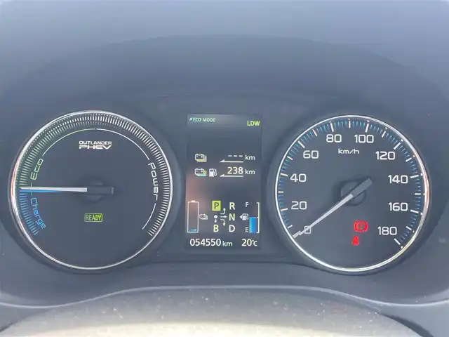 三菱 アウトランダー ＰＨＥＶ G 島根県 2015(平27)年 5.5万km アメジストブラック 社外メモリナビ (CD/DVD/BT/フルセグ)/4WD/前後ドライブレコーダー/衝突被害軽減ブレーキ/車線逸脱警告/クルーズコントロール/ETC/パドルシフト/充電ケーブル積み込み/社外AW付き冬タイヤ積み込み/取扱説明書/保証書/スペアキー×1