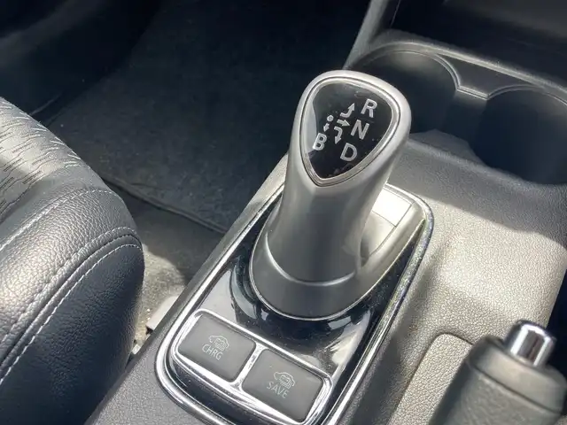 三菱 アウトランダー ＰＨＥＶ G 島根県 2015(平27)年 5.5万km アメジストブラック 社外メモリナビ (CD/DVD/BT/フルセグ)/4WD/前後ドライブレコーダー/衝突被害軽減ブレーキ/車線逸脱警告/クルーズコントロール/ETC/パドルシフト/充電ケーブル積み込み/社外AW付き冬タイヤ積み込み/取扱説明書/保証書/スペアキー×1