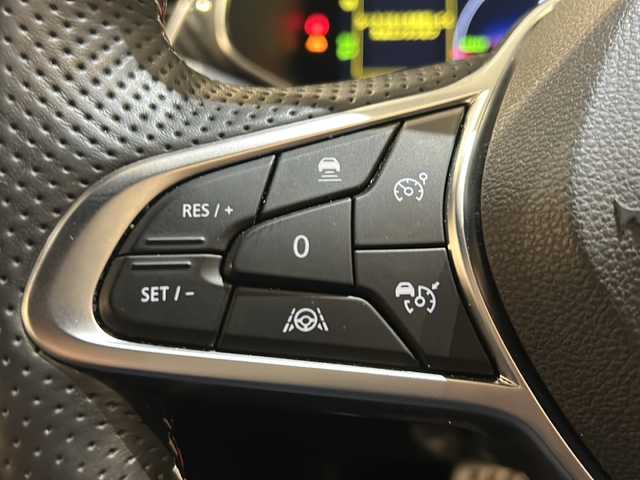 ルノー ルノー アルカナ RSライン E-テックフルハイブリッド 新潟県 2023(令5)年 0.9万km 黒 衝突被害軽減ブレーキ/レーンキープアシスト/ブラインドスポットモニター/パーキングアシスト/レーダークルーズコントロール/ディスプレイオーディオ/360°ビューカメラ/ETC/レザーシート/シートヒーター/パワーシート/純正アルミホイール/LEDヘッドライト/コーナーセンサー/電動パーキングブレーキ/フロアマット
