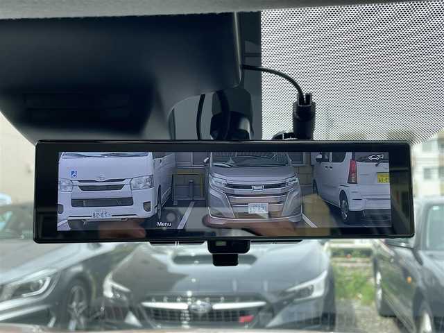 日産 リーフ e+ X 東京都 2023(令5)年 1.1万km ゴールドⅡ ワンオーナー/純正HDDナビ/ (フルセグTV/Bluetooth/USB/HDMI)/インテリジェントアラウンドビューモニター/ビルトインETC2.0/ドライブレコーダー/デジタルインナーミラー/前席シートヒーター/ステアリングヒーター/クルーズコントロール/側方支援/エマージェンシーブレーキ/道路標識表示/駐車支援/ふらつき警報/オートマチックハイビーム/横滑り防止装置/社外16インチアルミホイール【純正16インチアルミあり】/スマートキー/純正LEDヘッドライト/カーテンエアバック/スペアキー1本/保証書/取扱説明書