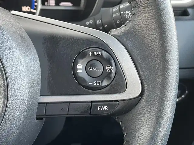 トヨタ ルーミー カスタムG 茨城県 2024(令6)年 0.9万km パールホワイトⅢ ワンオーナー/革巻きステアリング/ステアリングスイッチ/レーダークルーズコントロール/LEDヘッドライト/電子式パーキング/両側パワースライドドア/ETC/社外ナビ/パノラミックビューカメラ/フロアマット/プッシュスタート