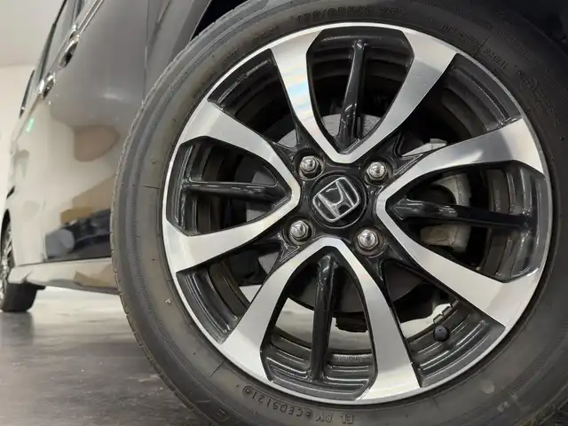 ホンダ Ｎ ＢＯＸ カスタム L コーディネートスタイル 三重県 2022(令4)年 2万km ミッドナイトブルービームM ガソリン/FF/インパネCVT/純正 8インチナビ VXU-217NBi/（CD/DVD/RADIO/TV/SD/Music Rack/USB/iPod/Bluetooth/CarPlay）/バックカメラ/両側パワースライドドア/ドライブレコーダー 前後/ビルトイン ETC（ナビ連動）/Honda SENSING/・衝突軽減ブレーキ［CMBS］/・車線維持支援システム［LKAS］/・アダプティブクルーズコントロール［ACC］/・路外逸脱抑制機能/・先行車発進お知らせ機能/・標識認識機能/・オートハイビーム機能/装備/・ハーフレザーシート/・シートヒーター（D/N）/・オートエアコン/・電子パーキングブレーキ＆ブレーキホールド機能/・ステアリングスイッチ/・プッシュスタート/・充電用（x2）＆入力用（x1）USBジャック/・純正14inAW/・保/・スマートキーx2