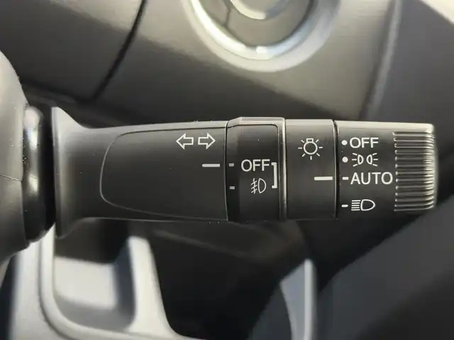 ホンダ Ｎ ＢＯＸ カスタム L コーディネートスタイル 三重県 2022(令4)年 2万km ミッドナイトブルービームM ガソリン/FF/インパネCVT/純正 8インチナビ VXU-217NBi/（CD/DVD/RADIO/TV/SD/Music Rack/USB/iPod/Bluetooth/CarPlay）/バックカメラ/両側パワースライドドア/ドライブレコーダー 前後/ビルトイン ETC（ナビ連動）/Honda SENSING/・衝突軽減ブレーキ［CMBS］/・車線維持支援システム［LKAS］/・アダプティブクルーズコントロール［ACC］/・路外逸脱抑制機能/・先行車発進お知らせ機能/・標識認識機能/・オートハイビーム機能/装備/・ハーフレザーシート/・シートヒーター（D/N）/・オートエアコン/・電子パーキングブレーキ＆ブレーキホールド機能/・ステアリングスイッチ/・プッシュスタート/・充電用（x2）＆入力用（x1）USBジャック/・純正14inAW/・保/・スマートキーx2