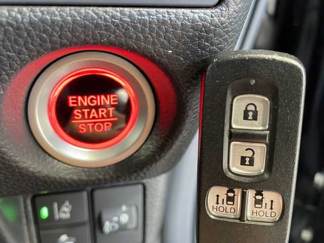 ホンダ Ｎ ＢＯＸ カスタム L コーディネートスタイル 愛媛県 2022(令4)年 2万km ミッドナイトブルービームM Honda SENSING/・衝突軽減ブレーキ［CMBS］/・車線維持支援システム［LKAS］/・アダプティブクルーズコントロール［ACC］/・路外逸脱抑制機能/・先行車発進お知らせ機能/・標識認識機能/・オートハイビーム機能/純正 8インチナビ VXU-217NBi/CD/DVD/RADIO/TV/SD/MusicRack/USB/iPod/Bluetooth/CarPlay/バックカメラ/両側パワースライドドア/ドライブレコーダー 前後/ビルトイン ETC（ナビ連動）/装備/ハーフレザーシート/シートヒーター（D/N）/オートエアコン/電子パーキングブレーキ＆ブレーキホールド機能/ステアリングスイッチ/プッシュスタート/充電用（x2）＆入力用（x1）USBジャック/純正14インチアルミホイール/スマートキーx2