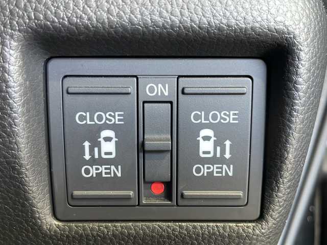 ホンダ Ｎ ＢＯＸ カスタム L コーディネートスタイル 愛媛県 2022(令4)年 2万km ミッドナイトブルービームM Honda SENSING/・衝突軽減ブレーキ［CMBS］/・車線維持支援システム［LKAS］/・アダプティブクルーズコントロール［ACC］/・路外逸脱抑制機能/・先行車発進お知らせ機能/・標識認識機能/・オートハイビーム機能/純正 8インチナビ VXU-217NBi/CD/DVD/RADIO/TV/SD/MusicRack/USB/iPod/Bluetooth/CarPlay/バックカメラ/両側パワースライドドア/ドライブレコーダー 前後/ビルトイン ETC（ナビ連動）/装備/ハーフレザーシート/シートヒーター（D/N）/オートエアコン/電子パーキングブレーキ＆ブレーキホールド機能/ステアリングスイッチ/プッシュスタート/充電用（x2）＆入力用（x1）USBジャック/純正14インチアルミホイール/スマートキーx2