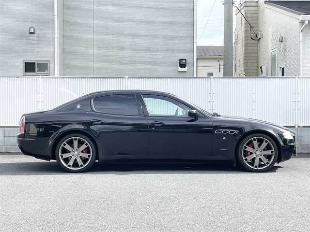 マセラティ クワトロポルテ スポーツGT S 栃木県 2008(平20)年 5.3万km 黒 純正ナビ（CD/TV）/パワーシート/シートヒーター/赤革シート/バックカメラ/ETC/純正20inAW/コーナーセンサー/リアパワーウインドウ対策済/保証書/取扱説明書