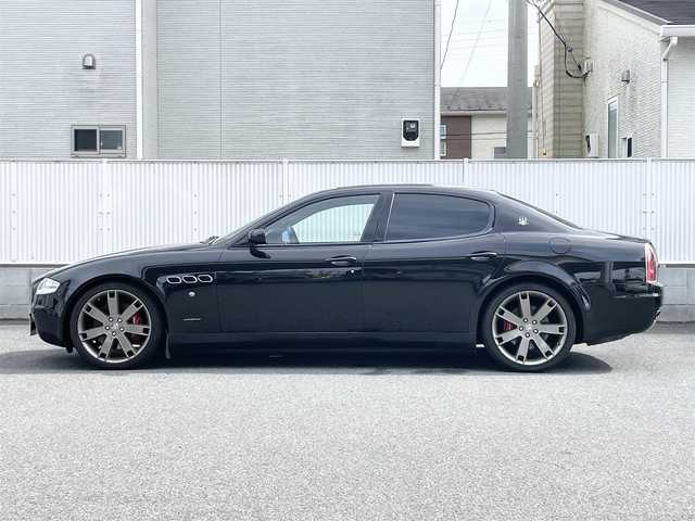 マセラティ クワトロポルテ スポーツGT S 栃木県 2008(平20)年 5.3万km 黒 純正ナビ（CD/TV）/パワーシート/シートヒーター/赤革シート/バックカメラ/ETC/純正20inAW/コーナーセンサー/リアパワーウインドウ対策済/保証書/取扱説明書