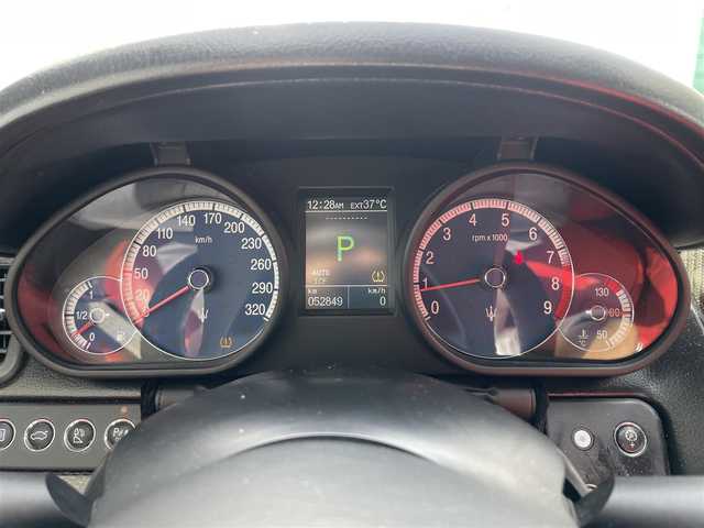 マセラティ クワトロポルテ スポーツGT S 栃木県 2008(平20)年 5.3万km 黒 純正ナビ（CD/TV）/パワーシート/シートヒーター/赤革シート/バックカメラ/ETC/純正20inAW/コーナーセンサー/リアパワーウインドウ対策済/保証書/取扱説明書