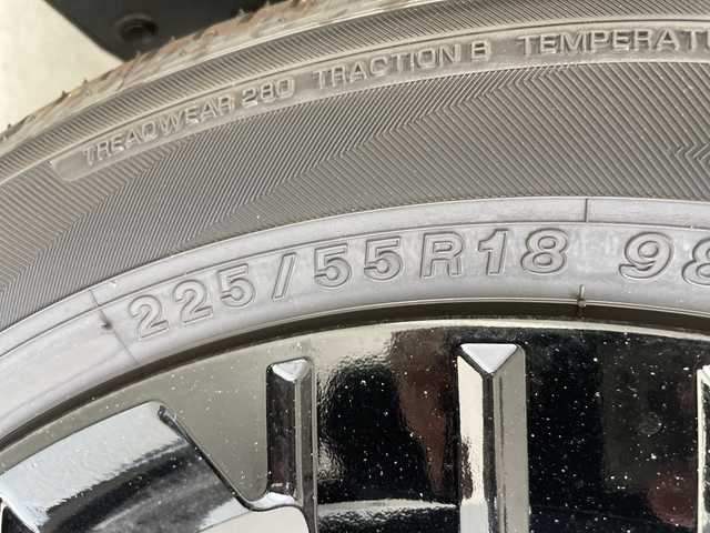 三菱 デリカＤ：５ シャモニー 愛知県 2025(令7)年 0.1千km 黒Ⅱ 登録済未使用車/両側パワースライドドア/レーダークルーズコントロール/シートヒーター/バックカメラ/電動リアゲート/パワーシート/純正アルミホイール/ブラインドスポットモニター/LEDヘッドライト/パドルシフト/ステアリングヒーター/オートマチックハイビーム/衝突軽減システム/ステアリングスイッチ/スマートキー/プッシュスタート