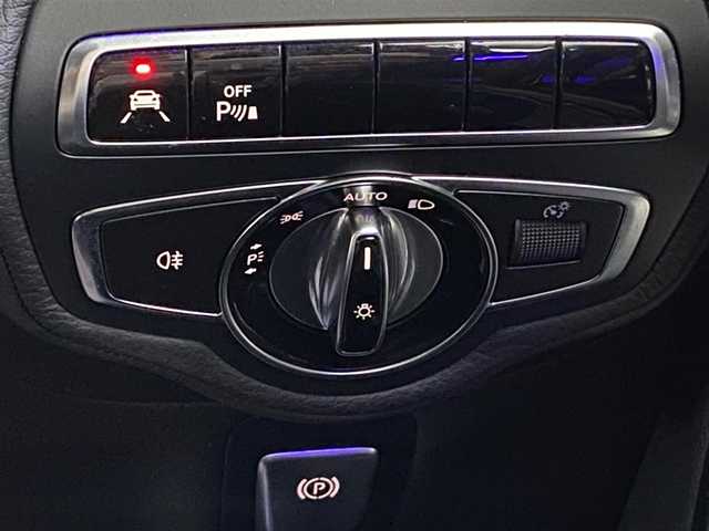 メルセデス・ベンツ ゲレンデヴァーゲン Ｇ３５０ｄ マヌファクトゥーアエディション 福岡県 2020(令2)年 1万km ダイヤモンドホワイト レーダーセーフティパッケージ/サンルーフ/黒革シート/前席エアシート/全席シートヒーター/純正ナビ/Applecarplay/全方位カメラ/フルセグTV/Burmester/アダプティブダンピングサスペンション/ブラックスモークLEDライト/黒塗装20インチアルミホイール/前後ドライブレコーダー/ETC2.0/取扱説明書/保証書/スペアキー×1