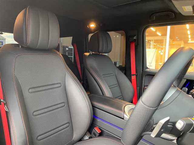メルセデス・ベンツ ゲレンデヴァーゲン Ｇ３５０ｄ マヌファクトゥーアエディション 福岡県 2020(令2)年 1万km ダイヤモンドホワイト レーダーセーフティパッケージ/サンルーフ/黒革シート/前席エアシート/全席シートヒーター/純正ナビ/Applecarplay/全方位カメラ/フルセグTV/Burmester/アダプティブダンピングサスペンション/ブラックスモークLEDライト/黒塗装20インチアルミホイール/前後ドライブレコーダー/ETC2.0/取扱説明書/保証書/スペアキー×1
