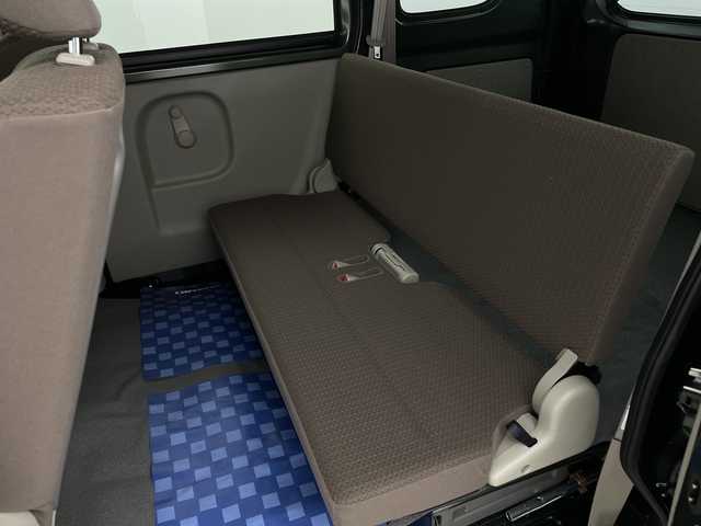 スズキ エブリイ PC 新潟県 2025(令7)年 0.5万km クールカーキPM 4WD/デュアルカメラブレーキサポート/ハイルーフ/両側スライドドア/LEDオートライト/シートヒーター/コーナーセンサー/レーンキープアシスト/パワーウィンドウ/エアコン/リモコンキー/スペアキー/電格ミラー/USB充電