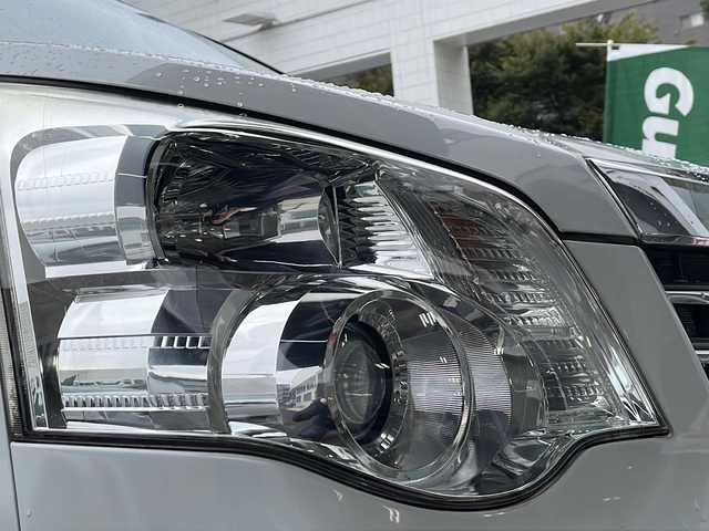 トヨタ ノア X Lセレクション 東京都 2013(平25)年 2万km ホワイトパールクリスタルシャイン 車いす仕様車スロープタイプI/6人＋車いす１脚仕様/電動スロープ【ワイヤレスリモコン付き】/新車時保証書　/取扱説明書　ナビ説明書	/純正ナビ/ワンセグTV【NSCP-W62】	/SD/CD/BT	/バックカメラ　ETC	/ドライブレコーダー【前後】/左側パワースライドドア	/HIDライト/オートライト	/キーレスキー/スペアキー