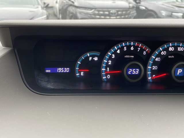 トヨタ ノア X Lセレクション 東京都 2013(平25)年 2万km ホワイトパールクリスタルシャイン 車いす仕様車スロープタイプI/6人＋車いす１脚仕様/電動スロープ【ワイヤレスリモコン付き】/新車時保証書　/取扱説明書　ナビ説明書	/純正ナビ/ワンセグTV【NSCP-W62】	/SD/CD/BT	/バックカメラ　ETC	/ドライブレコーダー【前後】/左側パワースライドドア	/HIDライト/オートライト	/キーレスキー/スペアキー