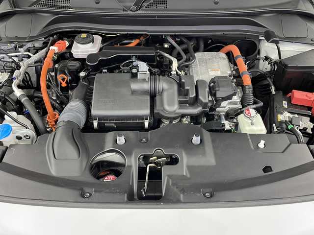 ホンダ ヴェゼル ハイブリッド e:HEV X 岐阜県 2023(令5)年 1.8万km プラチナホワイトパール 純正ナビ/　(AM/FM/Bluetooth/フルセグTV)/バックカメラ/衝突軽減ブレーキ/レーンキープアシスト/コーナーセンサー/レーダークルーズコントロール/ドライブレコーダー/ETC2.0/LEDヘッドライト/純正フロアマット/純正アルミホイール/スペアキー