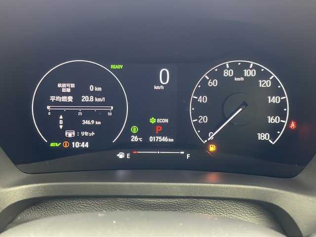 ホンダ ヴェゼル ハイブリッド e:HEV X 岐阜県 2023(令5)年 1.8万km プラチナホワイトパール 純正ナビ/　(AM/FM/Bluetooth/フルセグTV)/バックカメラ/衝突軽減ブレーキ/レーンキープアシスト/コーナーセンサー/レーダークルーズコントロール/ドライブレコーダー/ETC2.0/LEDヘッドライト/純正フロアマット/純正アルミホイール/スペアキー