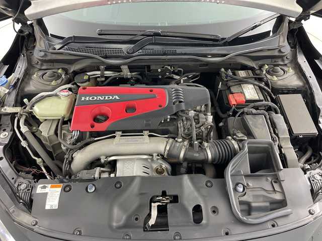 ホンダ シビック タイプR 愛知県 2017(平29)年 5.5万km クリスタルブラックパール 純正７インチナビ/（AppleCarPlay/Bluetooth/DVD再生//ミュージックラック/CD再生）/バックカメラ/ビルトインETC/クルーズコントロール/アイドリングストップ/ドライブモードスイッチ/LEDヘッドランプ/オートライト/20インチ純正アルミホイール/Brembo赤キャリパー/デジタルメーター/ダウンサス/電子パーキングブレーキ/オートホールド/エアロパーツ/保証書/取扱説明書/スペアキー