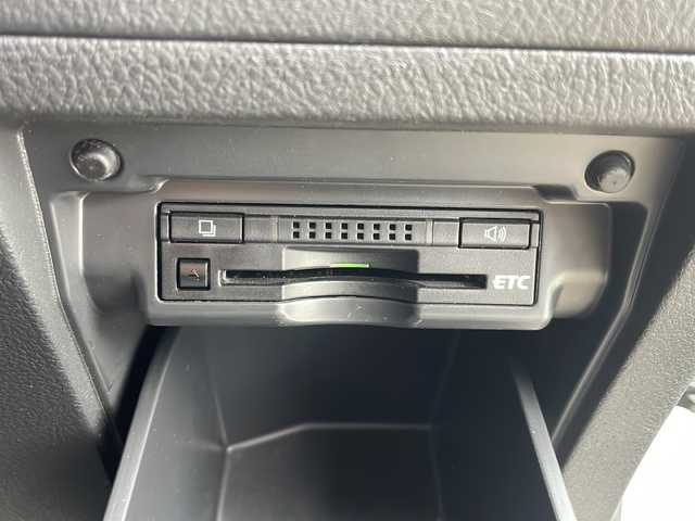 トヨタ ヴェルファイア 2．4Z 島根県 2012(平24)年 7.5万km ホワイトパールクリスタルシャイン 純正ナビ/フルセグTV/両側パワースライドドア/バックカメラ/ビルトインETC/クリアランスソナー/バックソナー/HIDヘッドランプ/オートライト/SRSエアバッグ/デュアルオートエアコン/ディンプル革巻きステアリングホイール/ダークグレートリコットシート/純正18インチアルミホイール/スマートキー/プッシュエンジンスタート/禁煙車