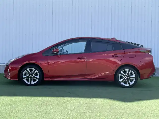 トヨタ プリウス A ツーリングセレクション 香川県 2018(平30)年 5.1万km エモーショナルレッド トヨタセーフティーセンス/・プリクラッシュ/・レーンディパーチャーアラート/・オートハイビーム/純正SDナビ/・CD/DVD/BT/DTV/バックカメラ/ホワイトレザーシート/シートヒーター/革巻きステアリング/ステアリングリモコン/レーダークルーズコントロール/LEDライト/LEDフォグライト/パーキングアシスト/クリアランスソナー/HUD/BSM/スマートキー/プッシュスタート