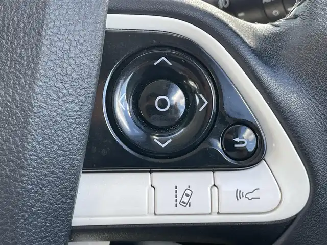 トヨタ プリウス A ツーリングセレクション 香川県 2018(平30)年 5.1万km エモーショナルレッド トヨタセーフティーセンス/・プリクラッシュ/・レーンディパーチャーアラート/・オートハイビーム/純正SDナビ/・CD/DVD/BT/DTV/バックカメラ/ホワイトレザーシート/シートヒーター/革巻きステアリング/ステアリングリモコン/レーダークルーズコントロール/LEDライト/LEDフォグライト/パーキングアシスト/クリアランスソナー/HUD/BSM/スマートキー/プッシュスタート